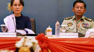 Militär in Myanmar reißt Macht an sich und nimmt Aung San Suu Kyi fest