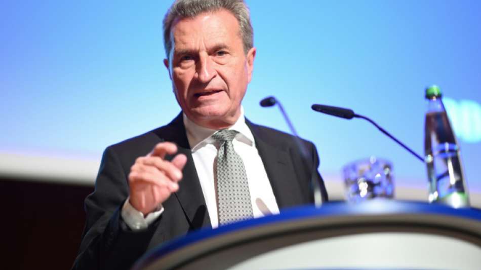 EU-Kommissar Oettinger will an Zeitumstellung festhalten