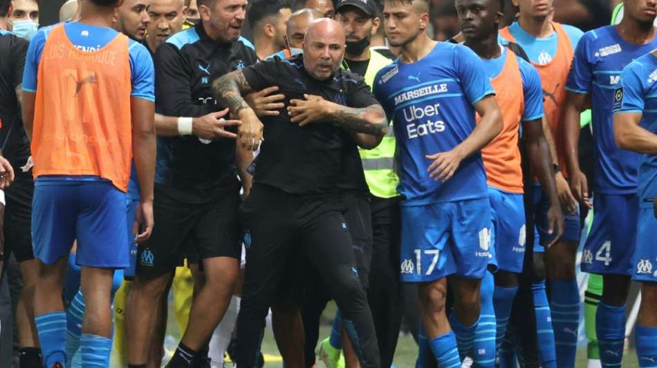 Tumulte in Nizza: Derby gegen Marseille abgebrochen