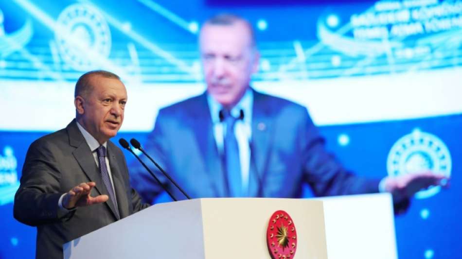 Istanbul: Erdogan startet umstrittenes Bauprojekt