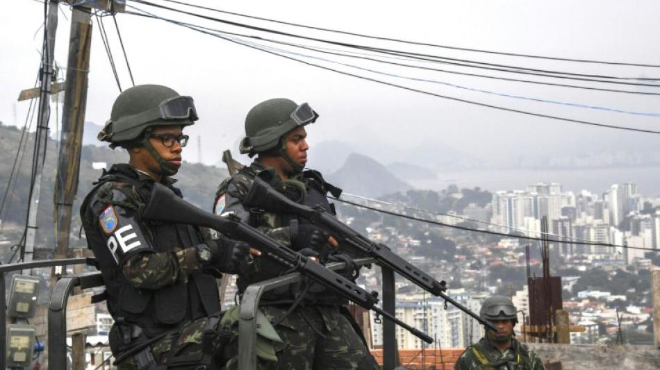 in 2017 bereits 100 Polizisten im Bundesstaat Rio de Janeiro get