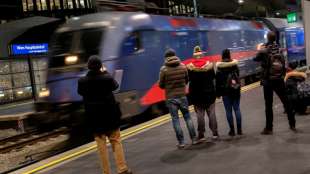 Erster Nachtzug aus Wien seit 2007 trifft in Paris ein