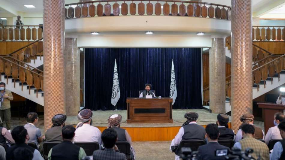 Taliban kündigen Wiederöffnung von weiterführenden Schulen für Mädchen an