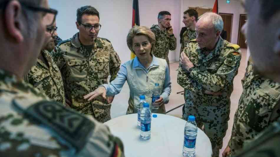 Verteidigungsministerin will Anti-IS-Einsatz der Bundeswehr zur