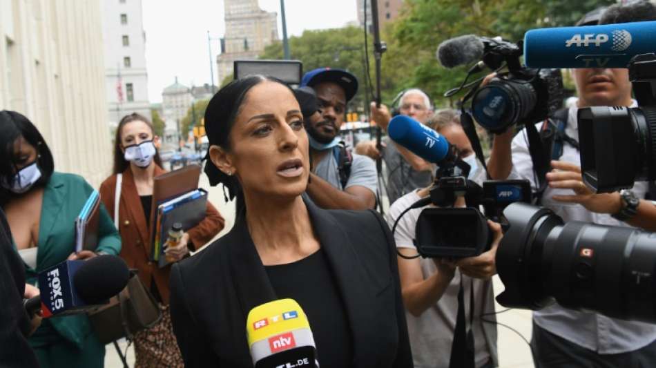 Schwere Anschuldigungen im New Yorker Missbrauchsprozess gegen R&B-Star R.Kelly