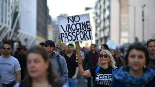 Tausende bei Protesten gegen fortbestehende Corona-Restriktionen in England