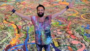 Größtes Gemälde der Welt wird zugunsten von armen Kindern versteigert