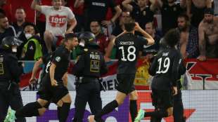 "Verbreitet Liebe!" Goretzka-Jubel mit Herz