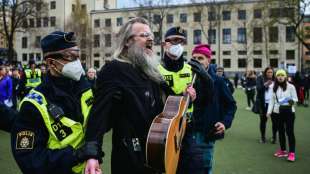 Rund 50 Festnahmen bei Protesten gegen Corona-Maßnahmen in Finnland