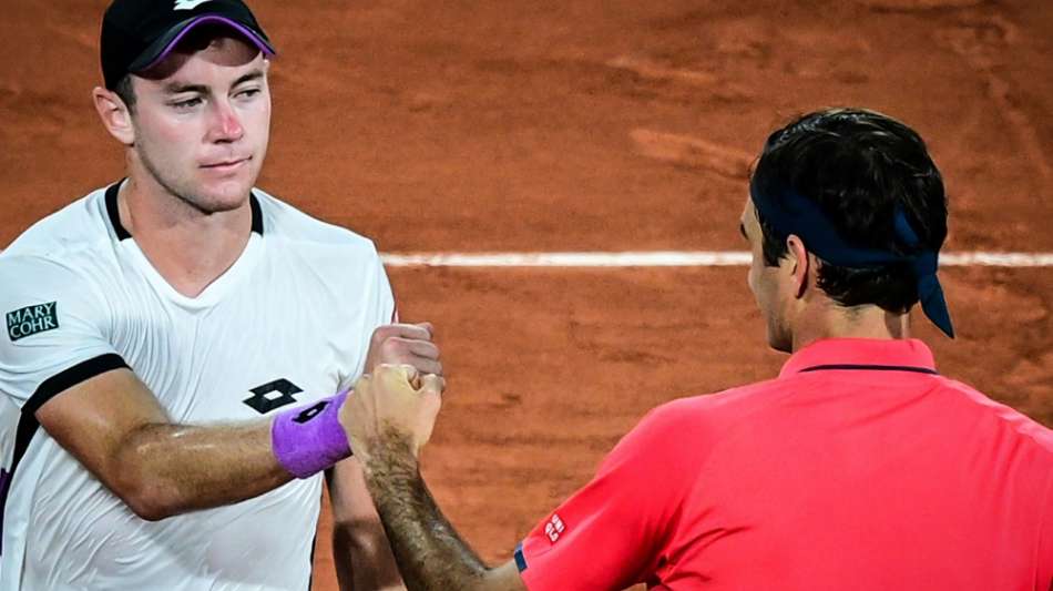 Koepfer unterliegt Federer in vier Sätzen