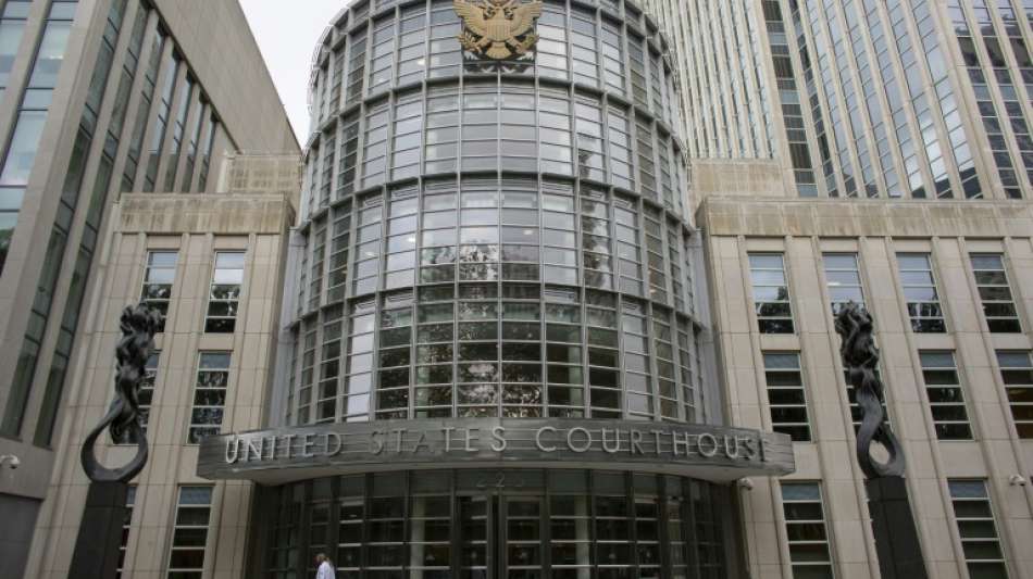 Geschworenen-Auswahl für Missbrauchsprozess gegen R. Kelly begonnen