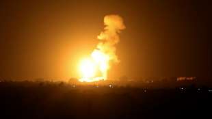 Israel fliegt Luftangriffe auf Gazastreifen