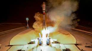 Russische Sojus-Rakete soll 38 ausländische Satelliten ins All bringen