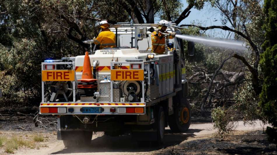 Buschfeuer bedroht Vororte der westaustralischen Küstenstadt Perth