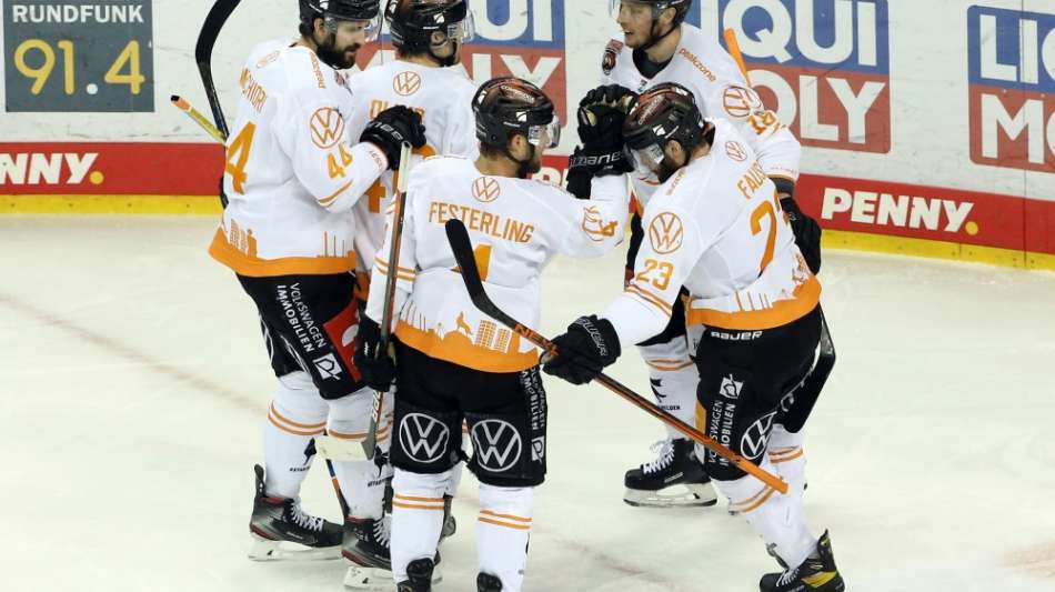 DEL: Positive Corona-F&auml;lle in Wolfsburg