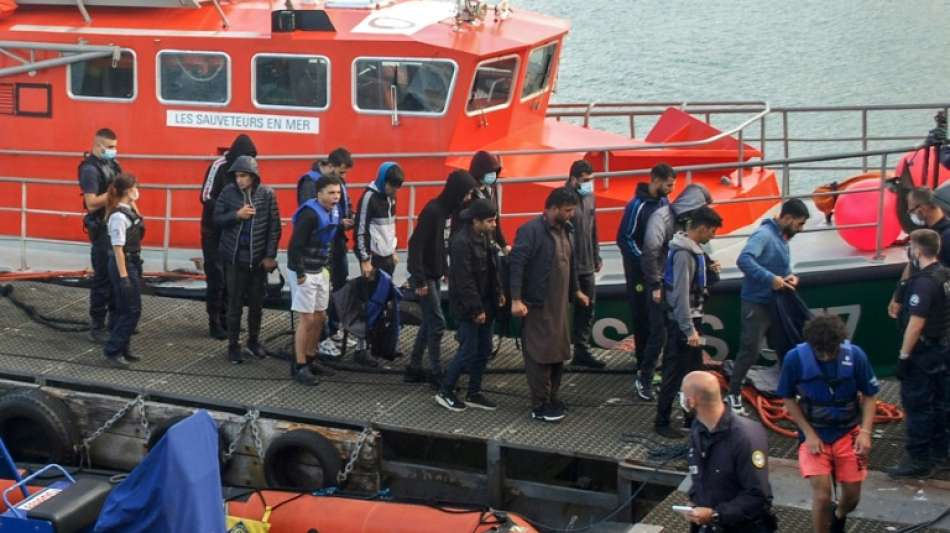 Gro&szlig;britannien beklagt zunehmende &Auml;rmelkanal-&Uuml;berfahrten von Migranten