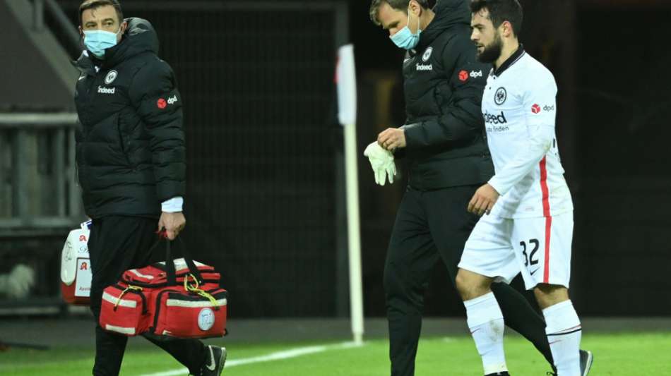 Schlag auf Achillessehne: Hütter hofft auf schnelle Rückkehr von Younes