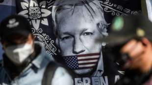 Wikileaks-Gründer Assange muss weiter im Gefängnis bleiben