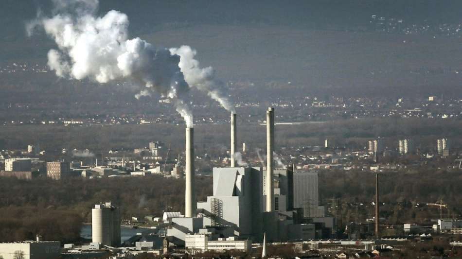 Bund erzielt 2021 mit Emissionshandel Rekordeinnahmen von &uuml;ber zw&ouml;lf Milliarden Euro