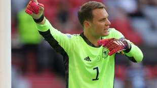 DFB-Team: Neuer zur&uuml;ck auf dem Platz