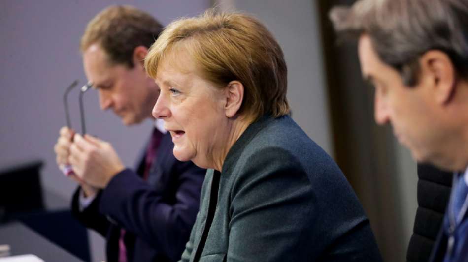 Merkel tritt vor der Hauptstadtpresse auf