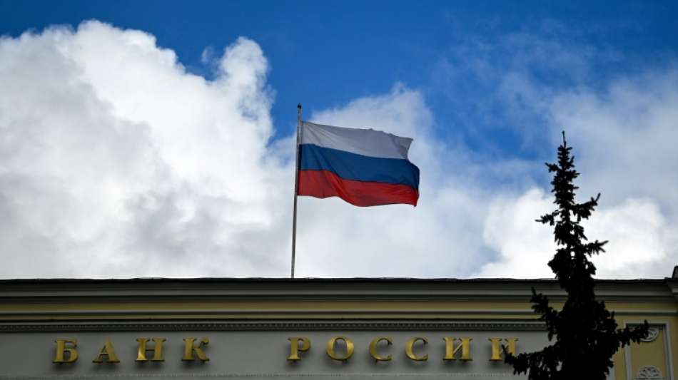 Russische Zentralbank hebt Leitzins auf 6,5 Prozent an
