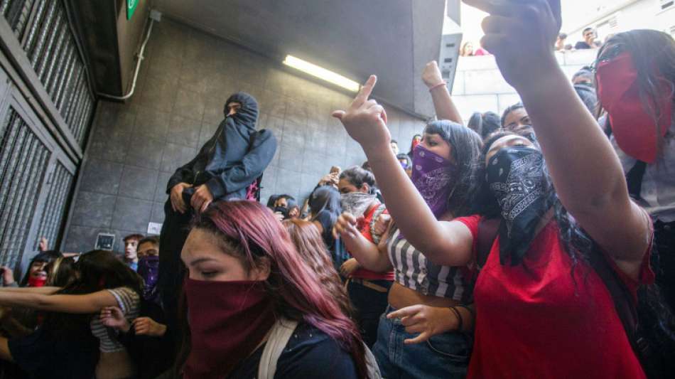 Chiles Präsident verhängt nach Protesten Ausnahmezustand in Hauptstadt Santiago