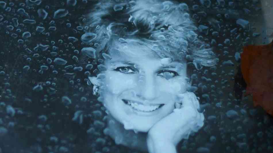 London: Leises Gedenken am 20. Todestag von Prinzessin Diana