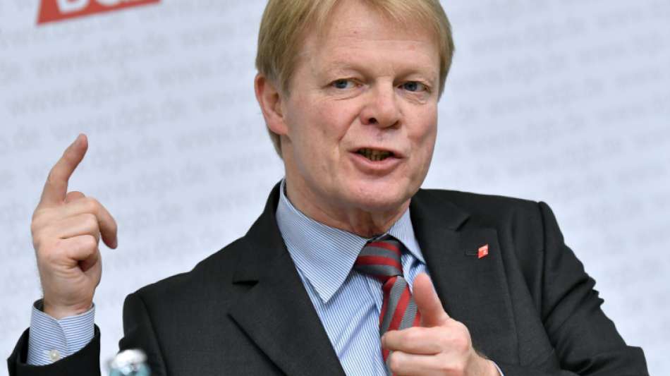 DGB-Chef besorgt über große Zustimmung zur AfD bei Gewerkschaftern