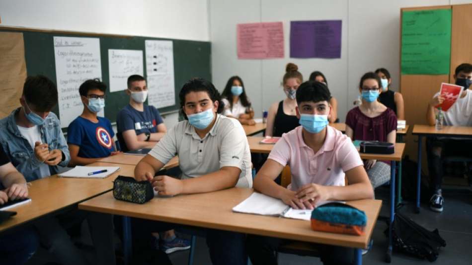 Mehrere Bundesl&auml;nder lockern Maskenpflicht in Schulen