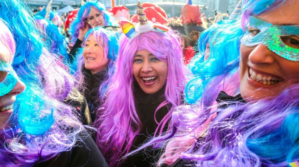 Karneval beginnt coronabedingt statt auf der Straße in den Wohnzimmern