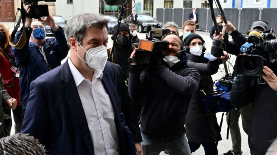 Laschet und Söder nutzen Auftritt vor Fraktion zu Eigenlob - und Sticheleien