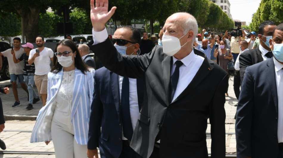 Tunesiens Präsident verlängert umstrittene Parlaments-Suspendierung