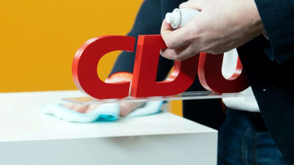 Union sackt in weiterer Umfrage ab - Nur f&uuml;nf Punkte Abstand zu Gr&uuml;nen