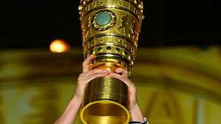 Nach drei Coronaf&auml;llen in Bremen: DFB setzt Bayern-Pokalspiel ab