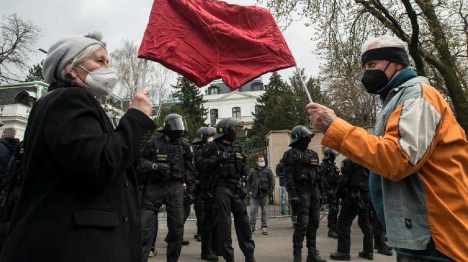 Geheimdienststreit mit Prag: Moskau weist 20 tschechische Diplomaten aus