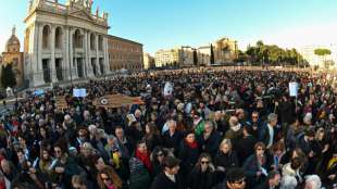 "Sardinen"-Bewegung mobilisiert Zehntausende zu Protest gegen Rechtsextremismus