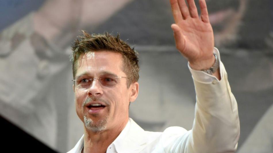 Brad Pitt zu hoher Zahlung an französische Lichtkünstlerin verurteilt