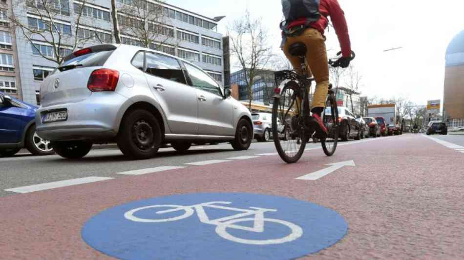 Anteil der Helmmuffel bei Radfahrern zwischen 17 und 30 Jahren besonders hoch