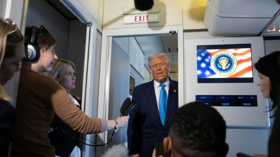 Trump lamenta não estar 'autorizado' a disputar 3º mandato nos EUA