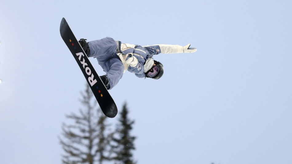  Chloe Kim goes for unprecedented snowboard halfpipe Olympic treble 