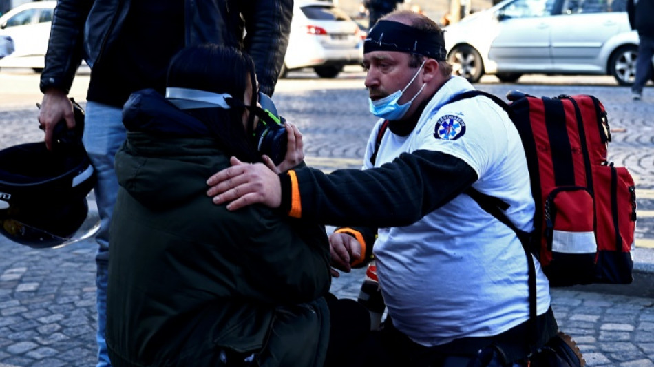 Convoyes antivacunas salen rumbo a Bruselas pero Par&iacute;s se mantiene bajo fuerte vigilancia