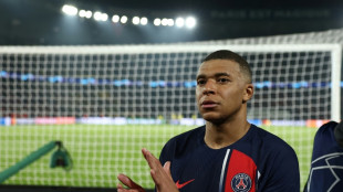 'Sou eu quem tem que marcar gols', lamenta Mbapp&eacute; ap&oacute;s elimina&ccedil;&atilde;o do PSG