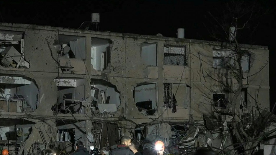  Mehr als 90 Verletzte bei Raketenangriffen nahe israelischer Atomanlage 