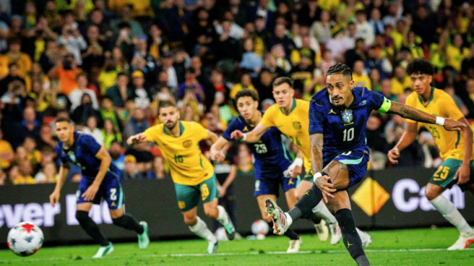 Raphinha &eacute; cortado da sele&ccedil;&atilde;o por edema muscular 
