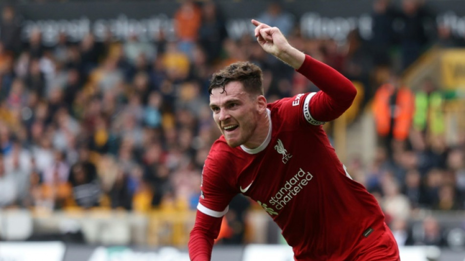 Liverpool perde Andrew Robertson por les&atilde;o no ombro