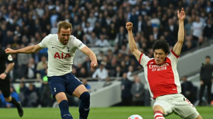 Arsenal, Spurs seek to prove title credentials in north London derby