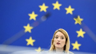 EU-Parlamentspräsidentin gibt verspätet erhaltene Geschenke an