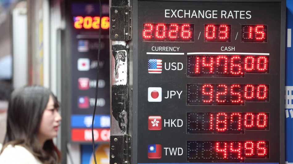  Euro stabile in avvio sui mercati, avanza lo yen 