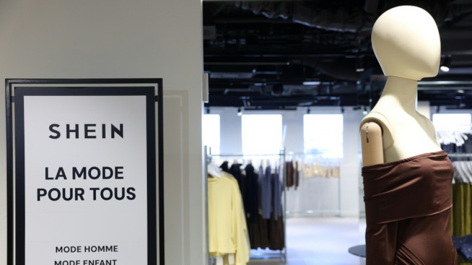  Gigantes de la moda ultrarr&aacute;pida pagar&aacute;n una penalizaci&oacute;n de 9 euros por vaquero en Francia 